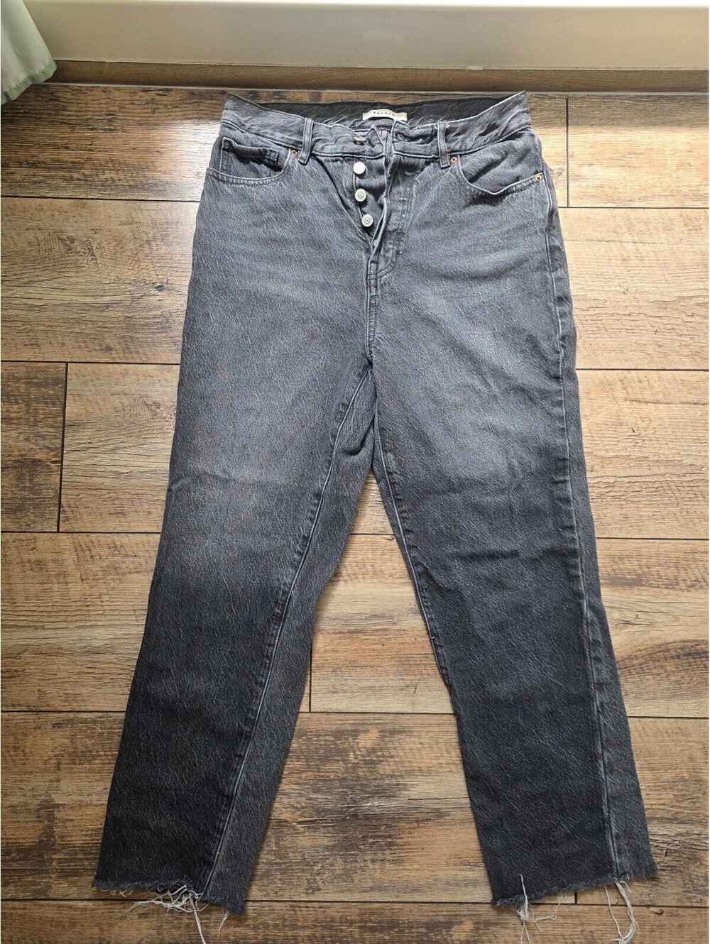 Womens Pacsun grey wash raw edge button fly size 27in jeans